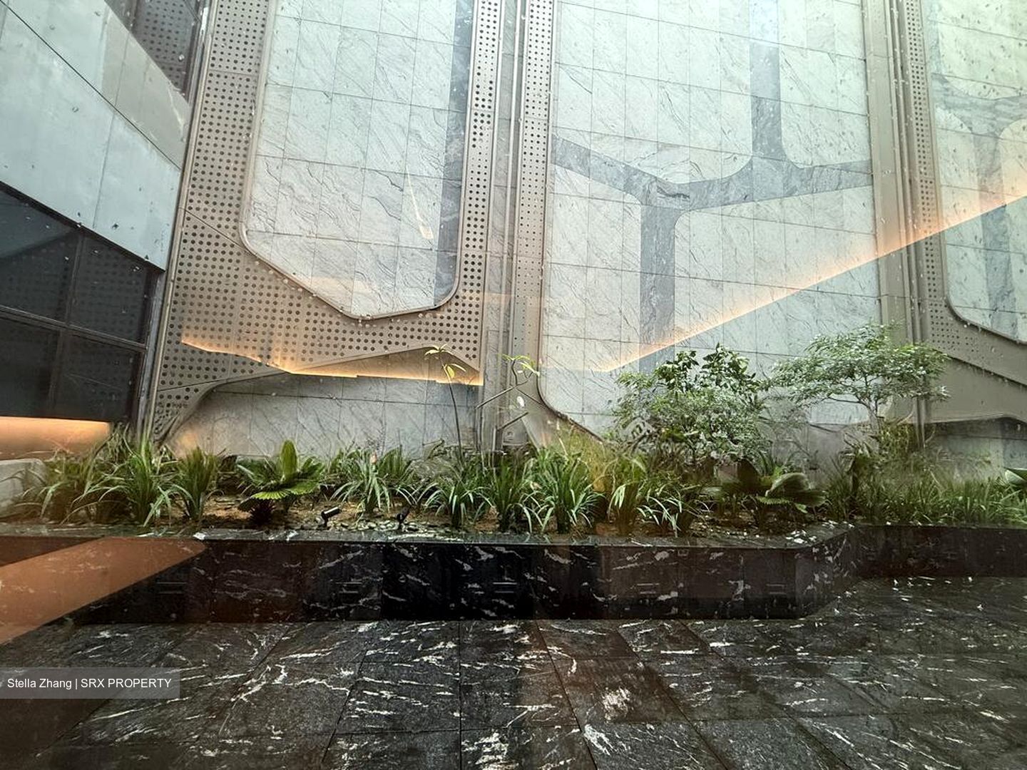 Hexacube (D14), Office #567631601